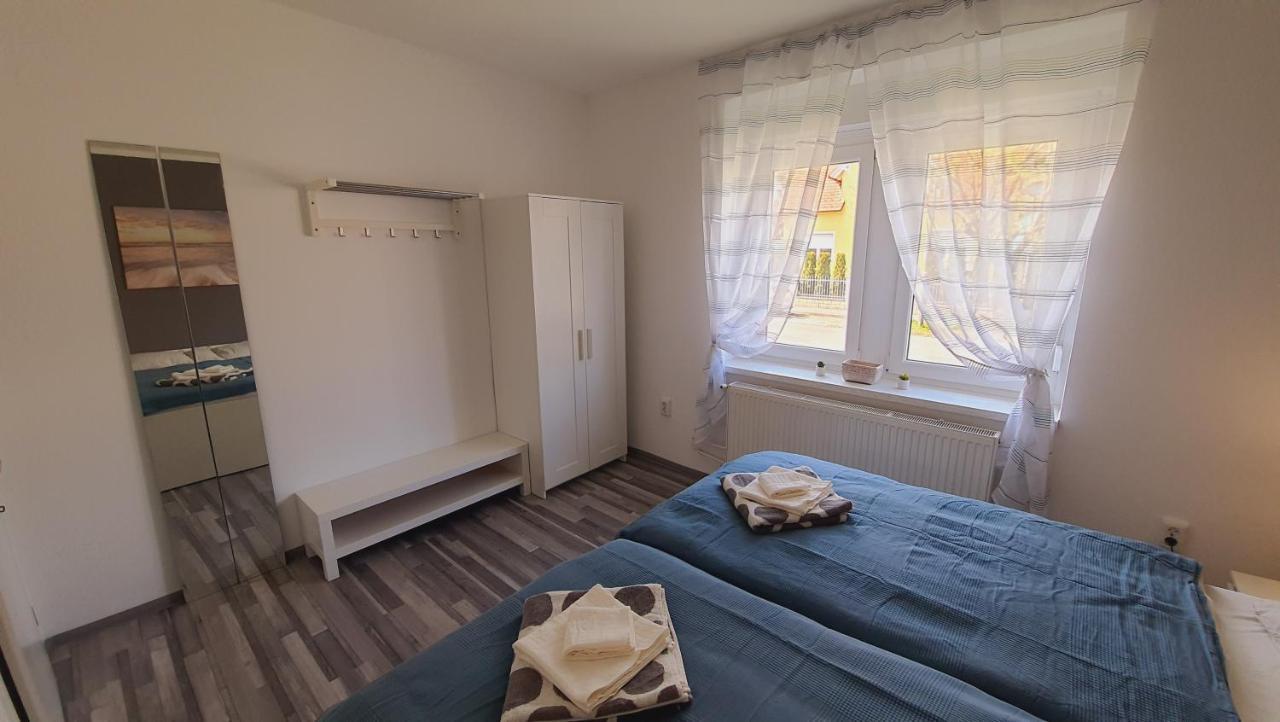 Apartma4Us Marburgo Esterno foto