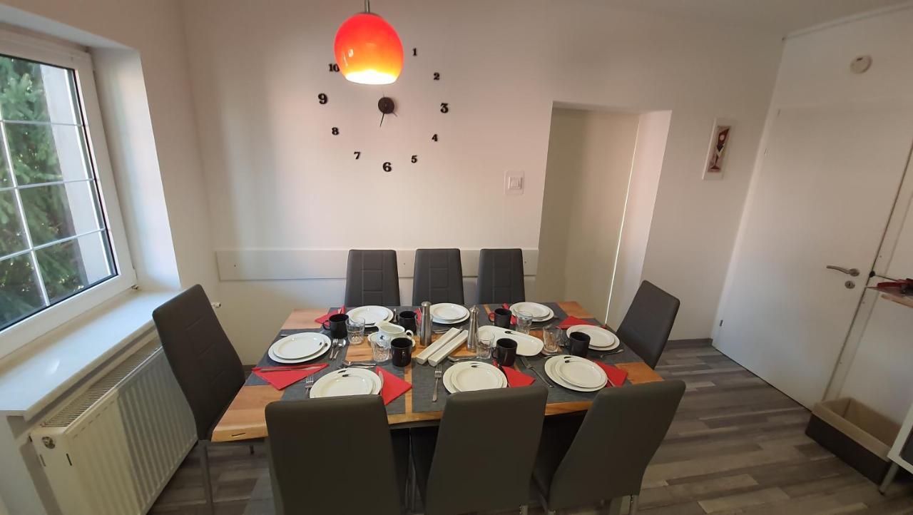 Apartma4Us Marburgo Esterno foto