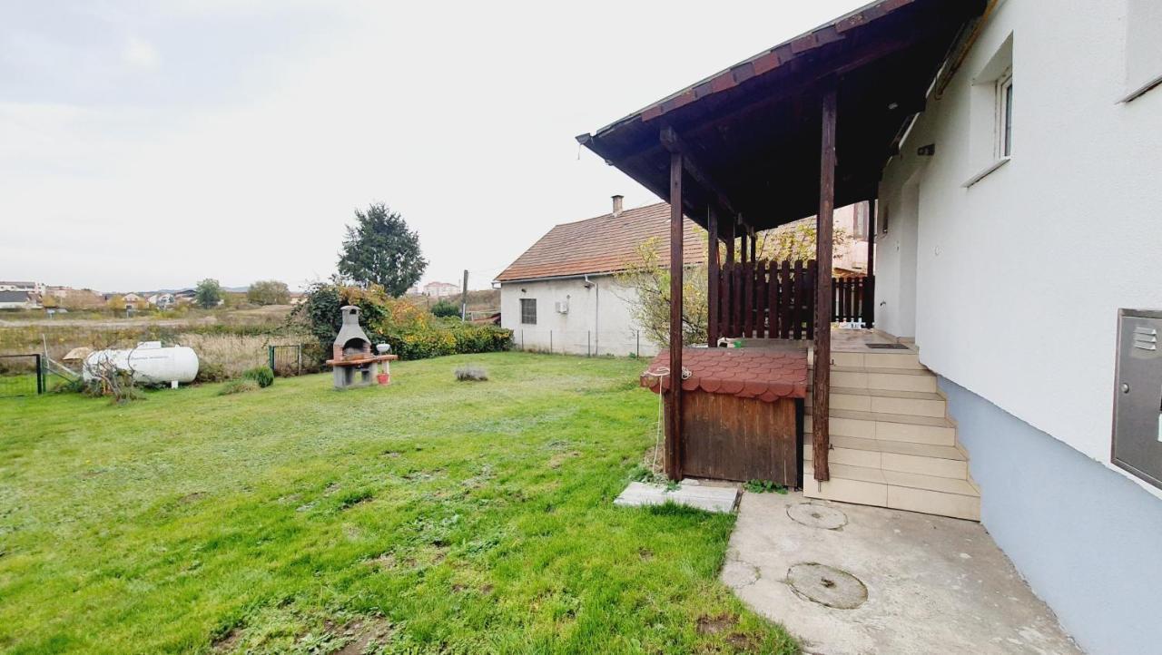 Apartma4Us Marburgo Esterno foto