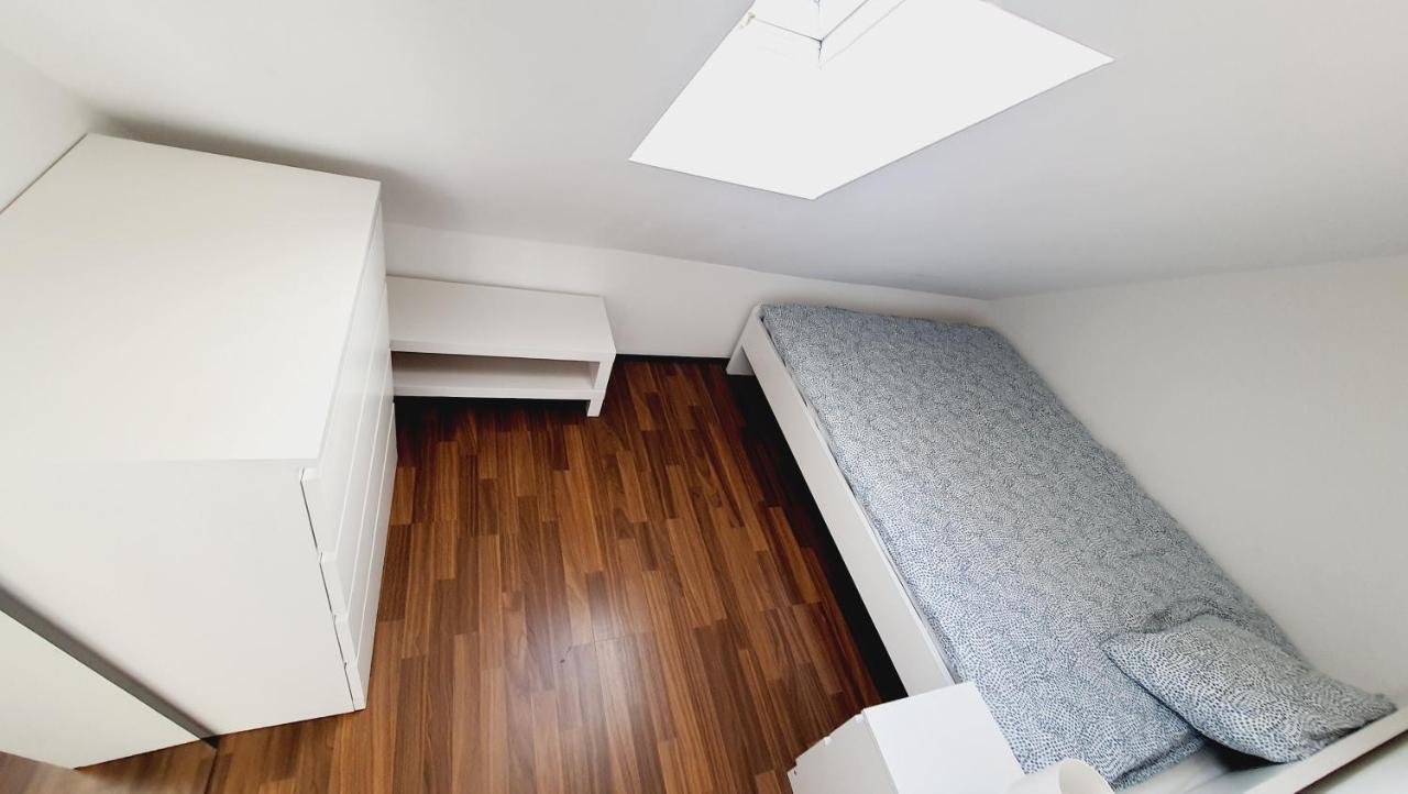 Apartma4Us Marburgo Esterno foto